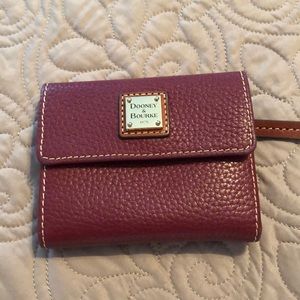 Dooney & Bourke wallet